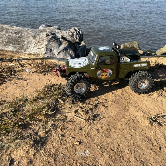 Twist of Bone Customs-FlashpointRacing R/C racing &Rock crawling + vintage toys - Picture 9 of 15